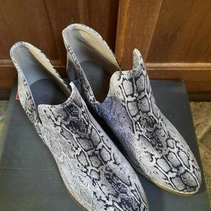 BOUTIQUE by Corkys Black Snake Wayland Women's Boots/Bootie US 7 NIB